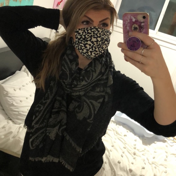 Gorgeous fringe blanket scarf. 67 inches x 36 inches. - Picture 6 of 6